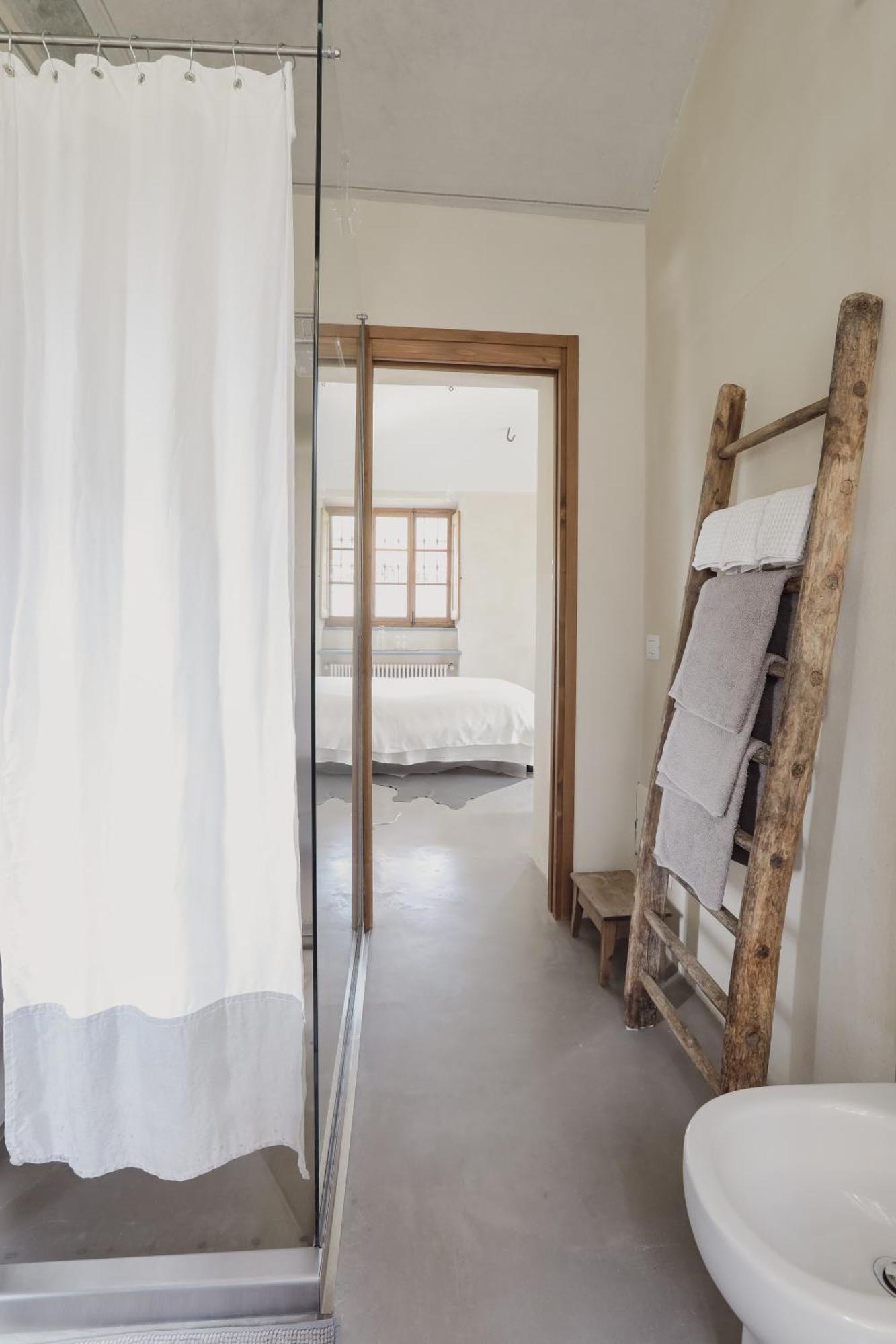 Relax Hotell Borgosesia Rum bild