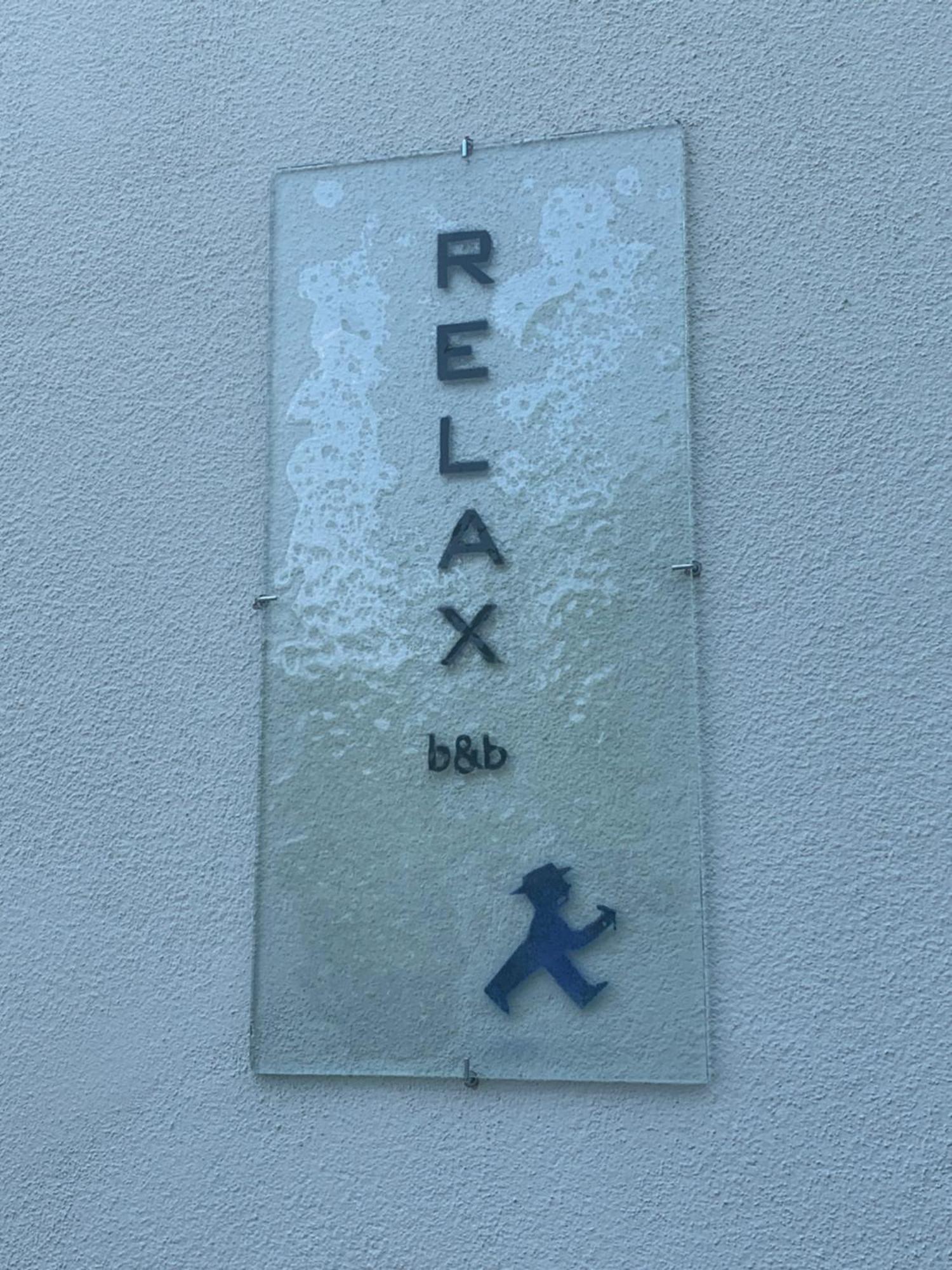 Relax Hotell Borgosesia Exteriör bild